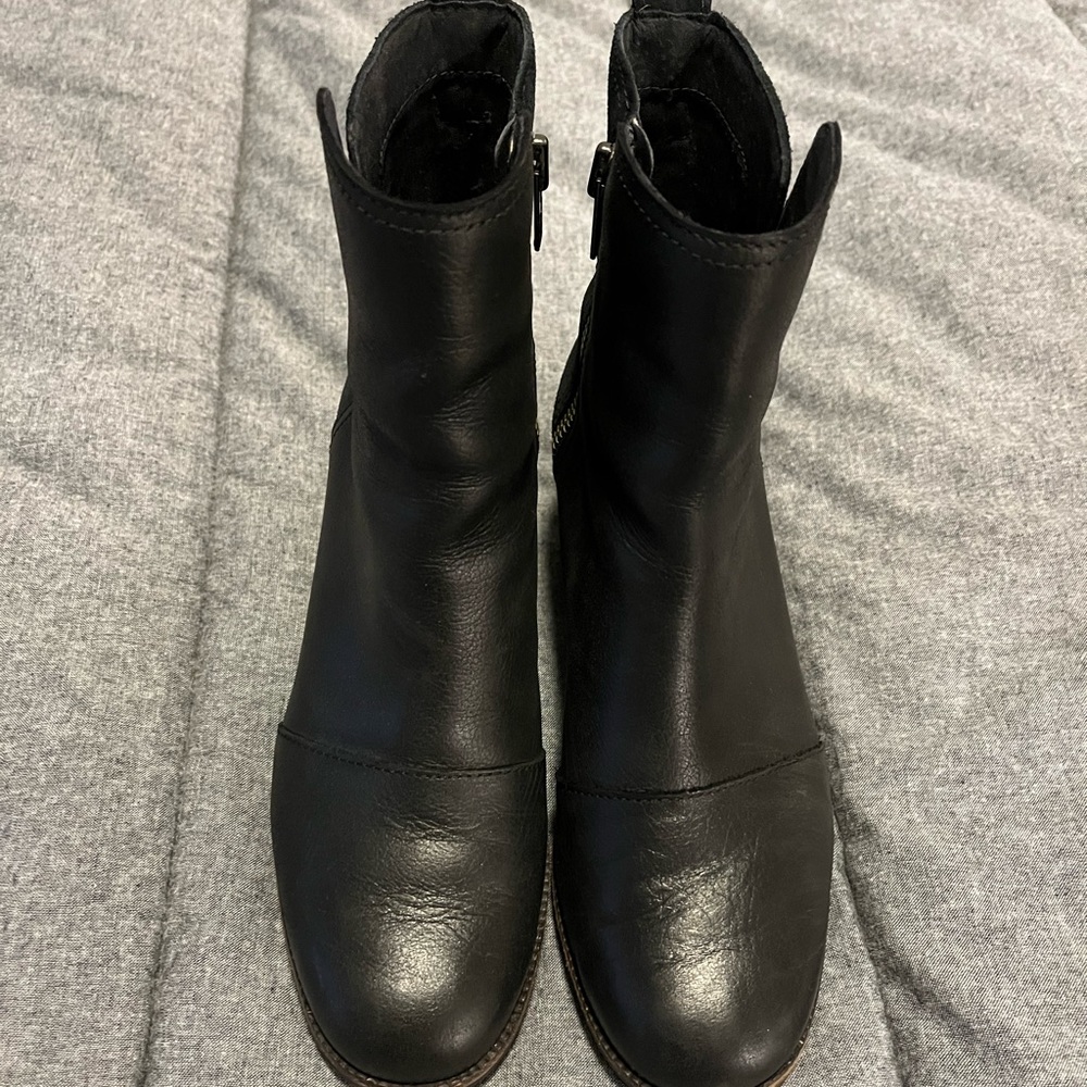 Sorel Cate Bootie 7.5